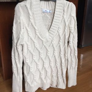 Vineyard Vines Cable Knit Sweater size L